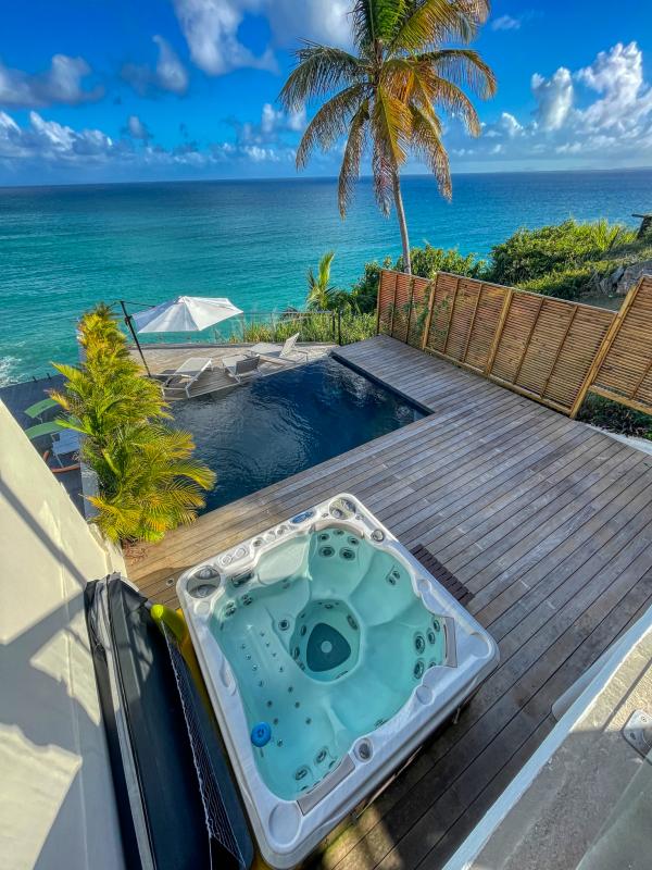 A louer villa 4 chambres au Gosier avec piscine et vue mer - vue depuis terrasse